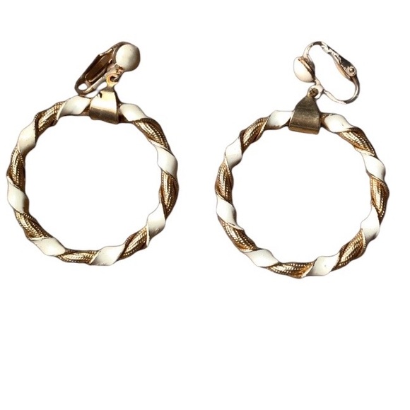 Vintage 1970’s Gold Plated & Creamy White Twisted Hoop Clip Earrings Jewelry - Picture 2 of 8